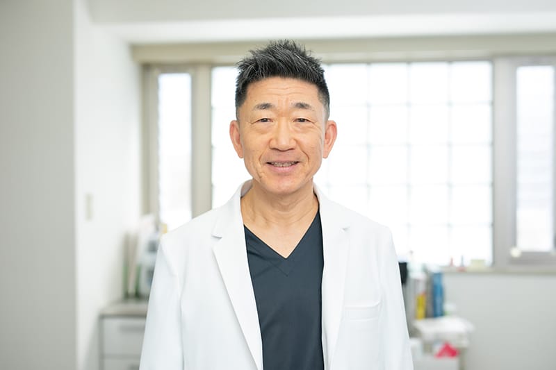院長 白崎 信己